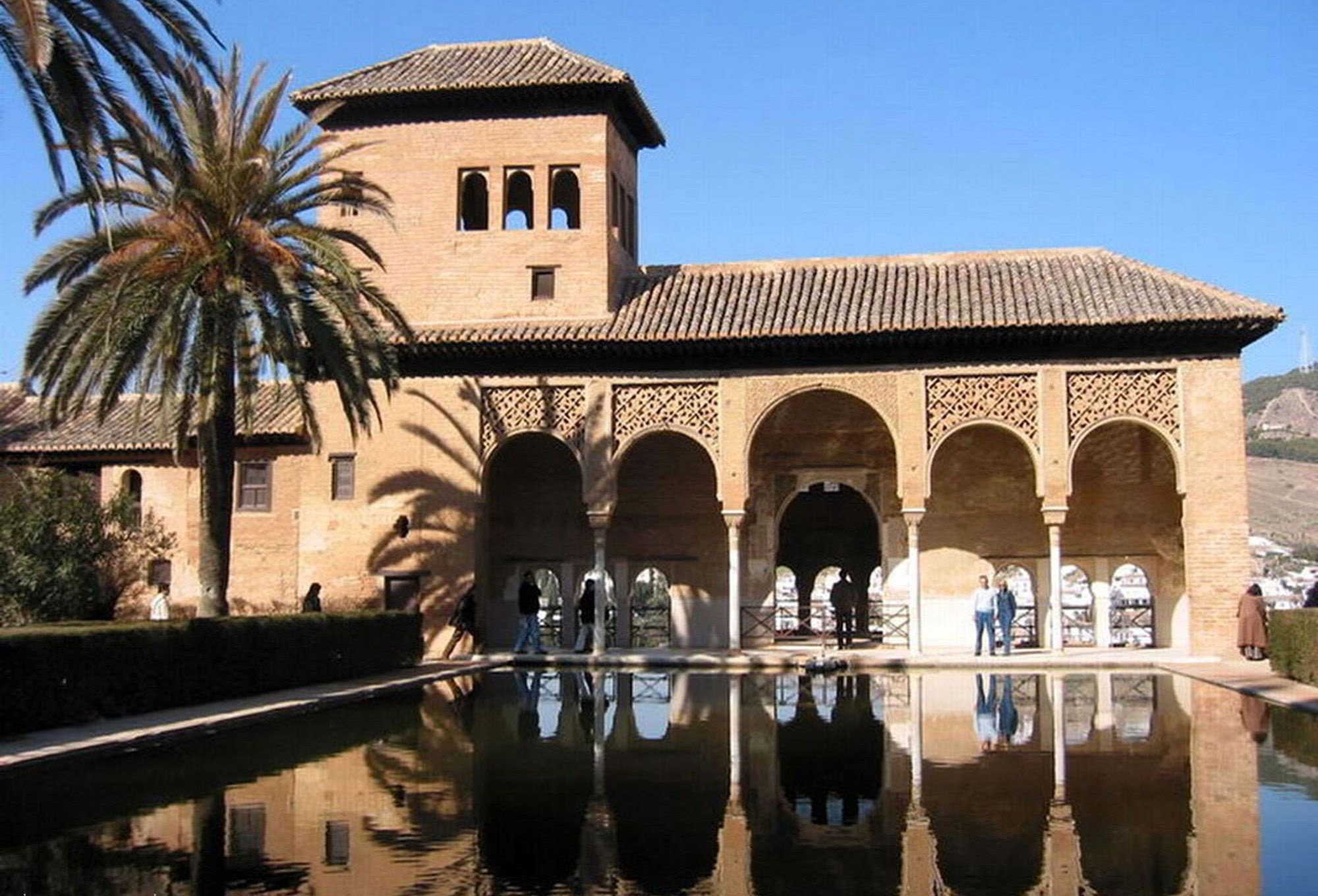 visitas guiadas a privada a la Alhambra para grupos pequeños de Granada